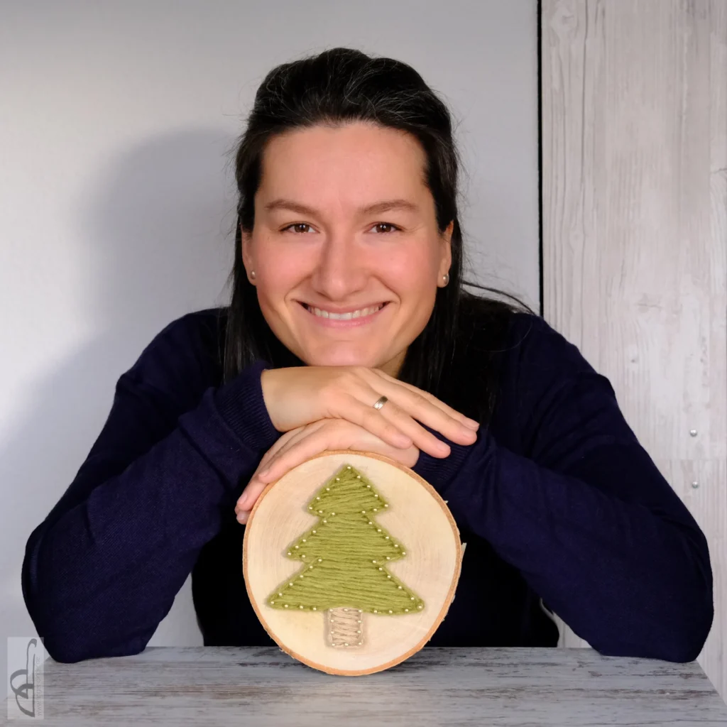 Rebecca Bellmann – die Hände hinter Finger Dinger, handgemachtes Kunsthandwerk aus dem Erzgebirge.